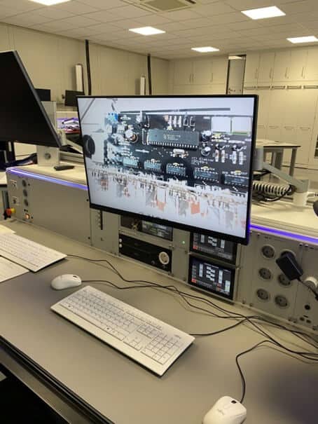 Volkswagen Academy EIS Lab Monitor Display